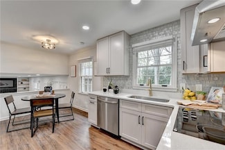 1450 Cedarhurst Dr, Atlanta, GA 30338