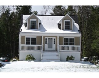 97 Lakeshore Dr, Ashburnham, MA 01430