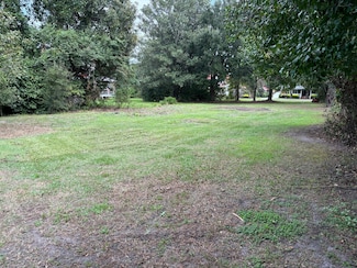 1951 Pinopolis Rd, Pinopolis, SC 29469