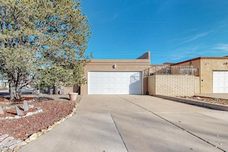 420 Ortiz Dr NE, Albuquerque, NM 87108