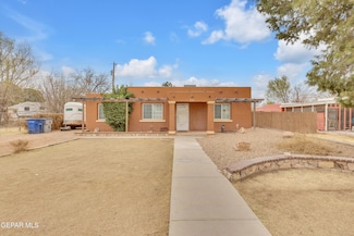 332 Kitt Rd, El Paso, TX 79915