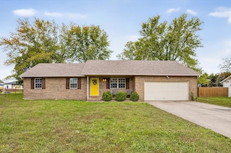 216 Country Ln, Mount Vernon, MO 65712