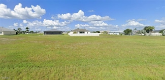 3319 NW 4th St, Cape Coral, FL 33993