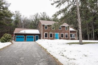 5 Sophie Ln, Hampden, ME 04444