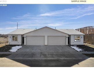 1201 NE Emerald Dr, Hermiston, OR 97838