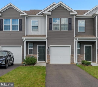 45 Arlotta St, Glassboro, NJ 08028