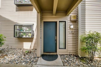 2280 Hurley Way, Sacramento, CA 95825