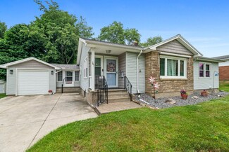 701 Indiana Dr, Erie, PA 16505