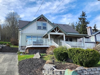 654 Lehman Dr, Camano Island, WA 98282