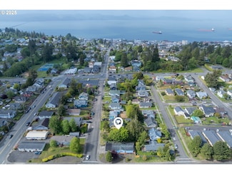 1476 8th St Unit V/L, Astoria, OR 97103