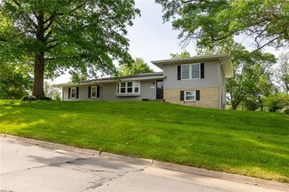 1301 W Euclid Ave, Indianola, IA 50125