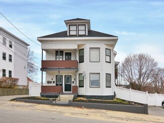 61-63 Spruce St, Fitchburg, MA 01420