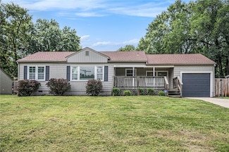 7236 Floyd St, Overland Park, KS 66204