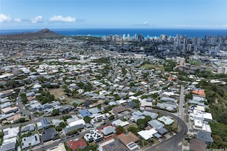 1835 Saint Louis Dr, Honolulu, HI 96816