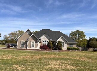 114 Ledgestone Cove, Searcy, AR 72143