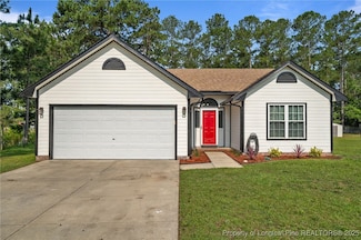306 Longleaf Pines Dr, Raeford, NC 28376