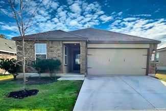 1043 Raceland Rd, San Antonio, TX 78245