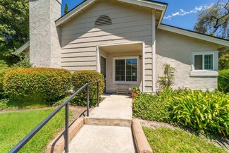 2888 Sanford Ln, Carlsbad, CA 92010