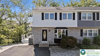 624 E 8th St, Northampton, PA 18067