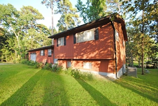 59 Paradise Loop, Pointblank, TX 77364