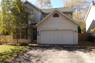 10315 Wilmette Ave, Algonquin, IL 60102