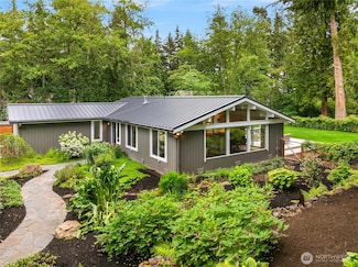 14924 Sunrise Dr NE, Bainbridge Island, WA 98110