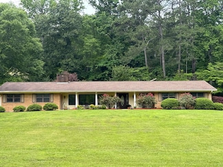1208 Johnson Rd, Chickamauga, GA 30707