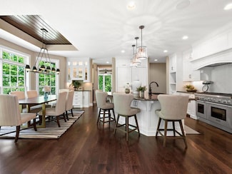 1516 Brightwood Dr, Wayzata, MN 55391