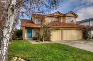 165 Glasgow Ln, San Carlos, CA 94070