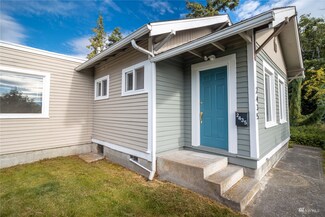 2435 Lincoln St, Bellingham, WA 98225