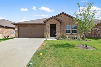 841 Parksville Dr, Ferris, TX 75125
