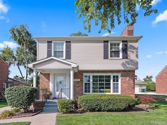 4331 Elmwood Ave, Royal Oak, MI 48073