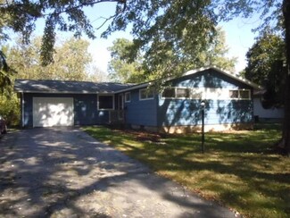 28 Ashley Dr, Rochester, NY 14620