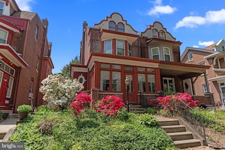 1218 Allengrove St, Philadelphia, PA 19124