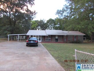 933 Pinecrest Dr, Childersburg, AL 35044