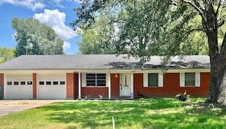 235 Bradford Dr, Beaumont, TX 77707