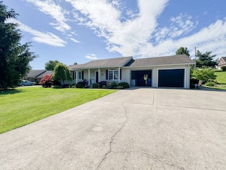 115 Shady Brook Dr, Stanford, KY 40484