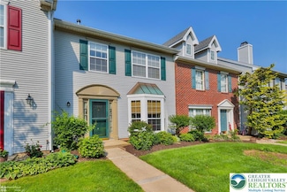 1942 Pine Ct, Hellertown, PA 18055