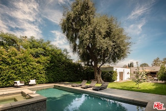 1841 Rose Villa St, Pasadena, CA 91107