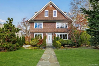 2 Goldwin St Unit 1, Rye, NY 10580