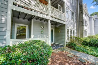 6070 Pinebark Ct, Charlotte, NC 28212