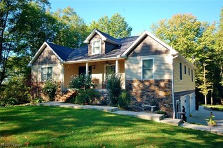 3715 Bushnell Campbell Rd, Fowler, OH 44418