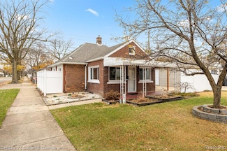 17285 Wood St, Melvindale, MI 48122