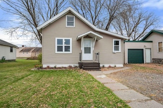 421 NW 8th Ave, Grand Rapids, MN 55744