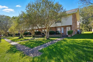 17065 Wax Rd Unit H, Greenwell Springs, LA 70739