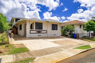 3666 Keanu St, Honolulu, HI 96816