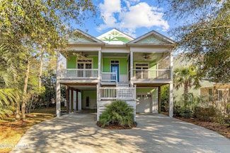 116 NE 11th St, Oak Island, NC 28465