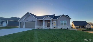 1433 Guilford Place, Troy, IL 62294