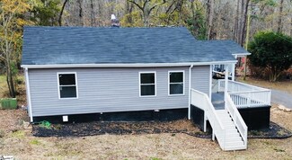 311 Crescent Dr, Laurens, SC 29360