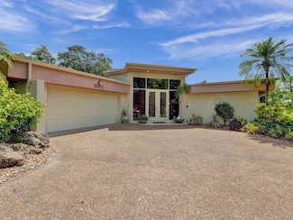 5702 White Hickory Cir, Tamarac, FL 33319